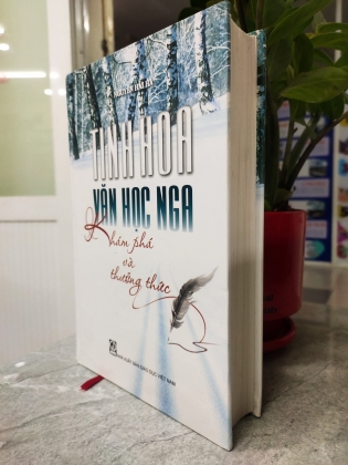 TINH HOA VĂN HỌC NGA KHÁM PHÁ VÀ THƯỞNG THỨC
