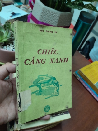 CHIẾC CÁNG XANH