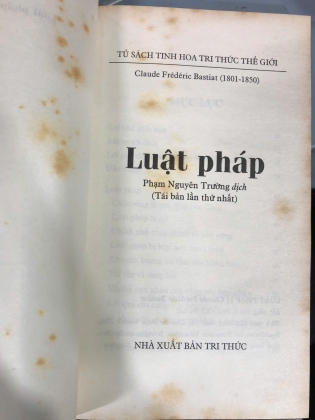 LUẬT PHÁP - PHẠM NGUYÊN TRƯỜNG DỊCH
