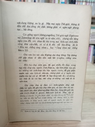 ĐẤT LỀ QUÊ THÓI