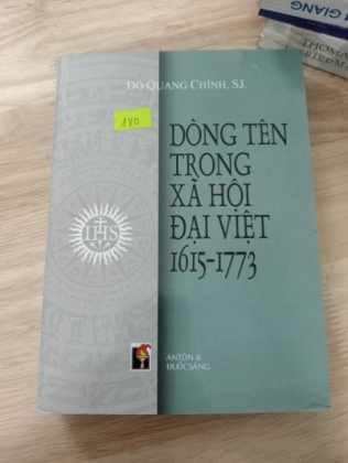 DÒNG TÊN TRONG XÃ HỘI ĐẠI VIỆT 1615-1773