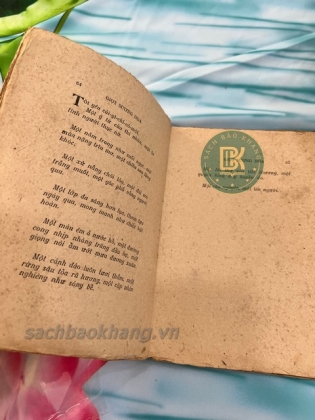 GIỌT SƯƠNG HOA - PHẠM VĂN HẠNH