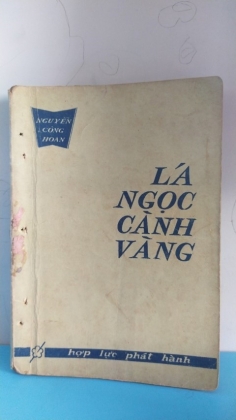 LÁ NGỌC CÀNH VÀNG