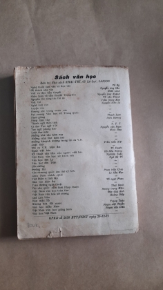 PHONG VÂN THI THOẠI 
