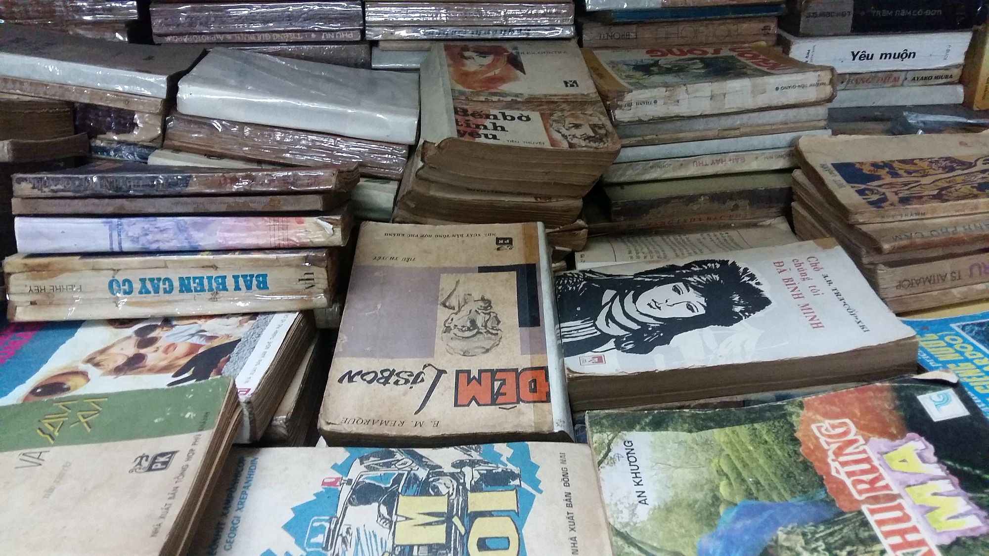 5 cuốn sách cũ trước 1975 mang đậm giá trị văn học 1