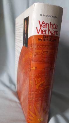 VĂN HÓA VIỆT NAM TÌM TÒI VÀ SUY NGẪM