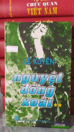 NGUYỆT ĐỒNG XOÀI - lê xuyên