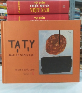 TẠ TỴ DẤU ẤN SÁNG TẠO 