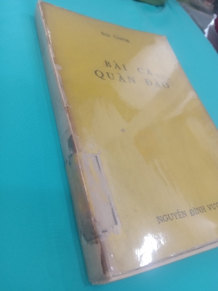 BÀI CA QUẦN ĐẢO - BÙI GIÁNG