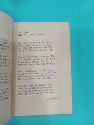 HIẾN LỄ MÙA THƠ