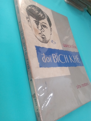ĐỜI BÍCH KHÊ - Quách Tấn
