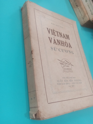 VIỆT NAM VĂN HÓA SỬ CƯƠNG