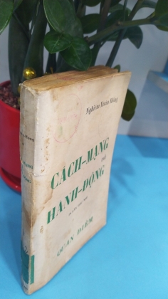 CÁCH MẠNG VÀ HÀNH ĐỘNG - NGHIÊM XUÂN HỒNG