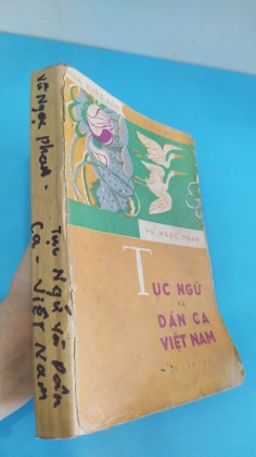 TỤC NGỮ VÀ DÂN CA VIỆT NAM - VŨ NGỌC PHAN