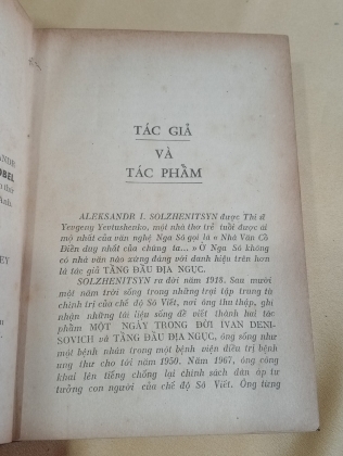 TẦNG ĐẦU ĐỊA NGỤC - Alexander Solzhenitsyn (HẢI TRIỀU DỊCH)
