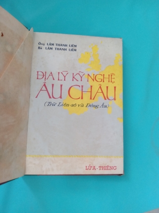 ĐỊA LÝ KỸ NGHỆ ÂU CHÂU