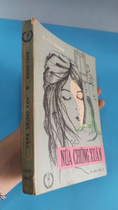 NỬA CHỪNG XUÂN