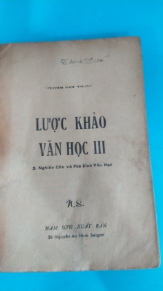 LƯỢC KHẢO VĂN HỌC