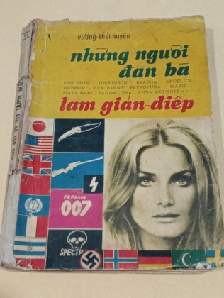 NHỮNG NGƯỜI ĐÀN BÀ LÀM GIÁN ĐIỆP