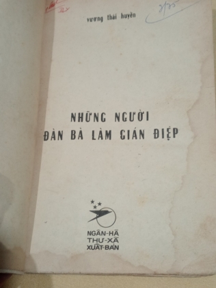 NHỮNG NGƯỜI ĐÀN BÀ LÀM GIÁN ĐIỆP