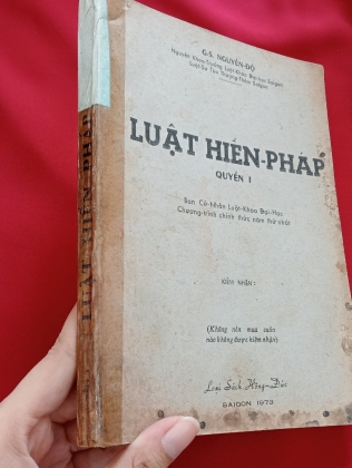LUẬT HIẾN PHÁP (2 QUYỂN)