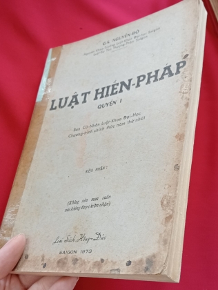 LUẬT HIẾN PHÁP (2 QUYỂN)