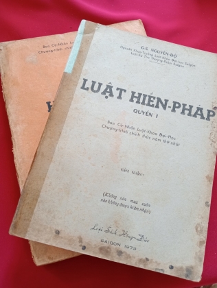 LUẬT HIẾN PHÁP (2 QUYỂN)