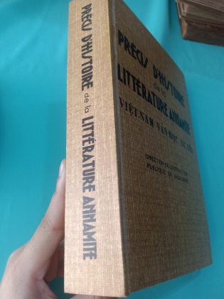 VIỆT NAM VĂN HỌC SỬ YẾU