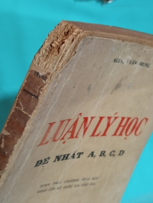 LUẬN LÝ HỌC ĐỆ NHẤT A,B,C,D