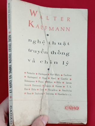 NGHỆ THUẬT TRUYỀN THỐNG VÀ CHÂN LÝ