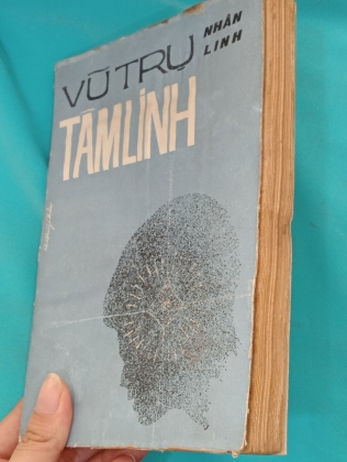 VŨ TRỤ NHÂN LINH