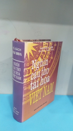 NGHÌN CÂU THƠ TÀI HOA VIỆT NAM