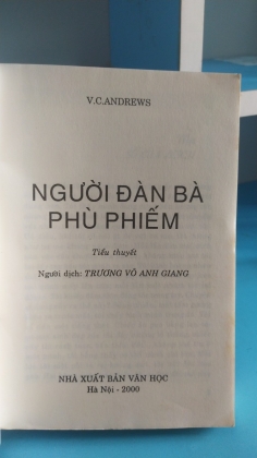 NGƯỜI ĐÀN BÀ PHÙ PHIẾM 