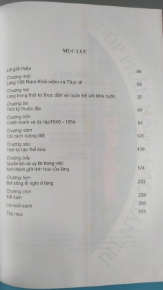 LÀNG VIỆT ĐỐI DIỆN TƯƠNG LAI HỒI SINH QUÁ KHỨ  