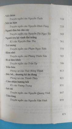 CÂY BÚT VÀNG 