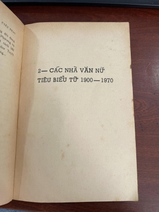 Các nhà văn nữ Việt Nam 1900-1907