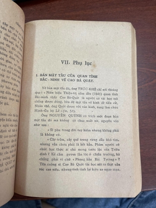 MẢNH VỤN VĂN HỌC SỬ