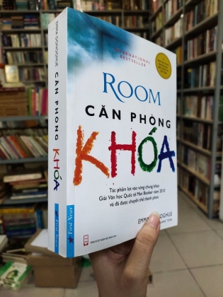 CĂN PHÒNG KHÓA 