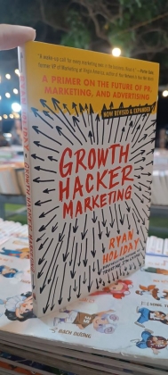 GROWTH HACKER MARKETING