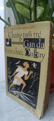 CHÀNG TUỔI TRẺ GAN DẠ TRÊN CHIẾC ĐU BAY