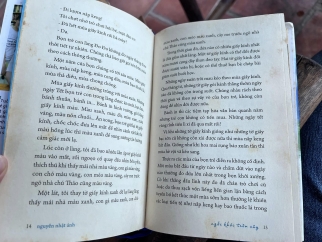 NGỒI KHÓC TRÊN CÂY 