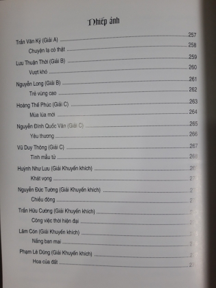 TUYỂN TẬP GIẢI THƯỞNG VĂN HỌC NGHỆ THUẬT  TRỊNH HOÀI ĐỨC 
