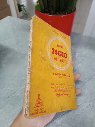SỐNG 24 GIỜ MỘT NGÀY 