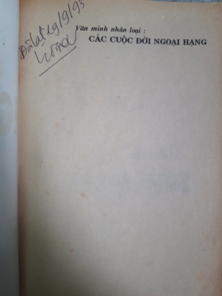 CÁC CUỘC ĐỜI NGOẠI HẠNG 