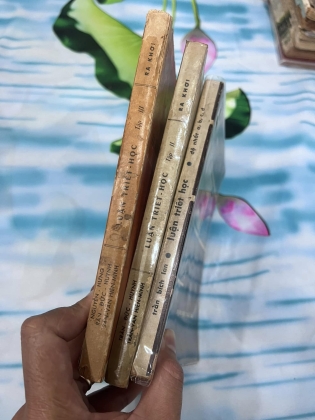 LUẬN TRIẾT HỌC 