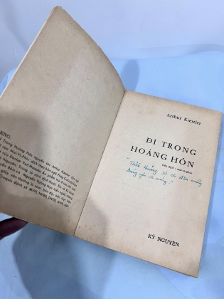 ĐI TRONG HOÀNG HÔN - Arthur Koestler (MAI VI PHÚC DỊCH)