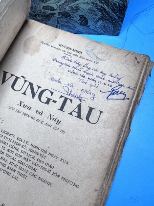 VŨNG TÀU XƯA VÀ NAY - HUỲNH MINH (CÓ THỦ BÚT TÁC GIẢ)