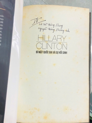 HILLARY CLINTON BÍ MẬT QUỐC GIA VÀ SỰ HỒI SINH - (Chu Hồng Thắng dịch)