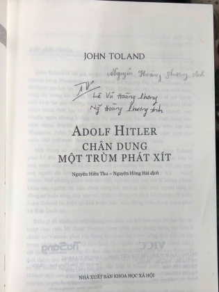 ADOLF HITLER CHÂN DUNG MỘT TRÙM PHÁT XÍT - JOHN TOLAND