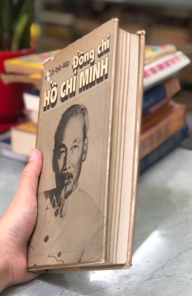 ĐỒNG CHÍ HỒ CHÍ MINH - E. CÔ-BÊ-LÉP